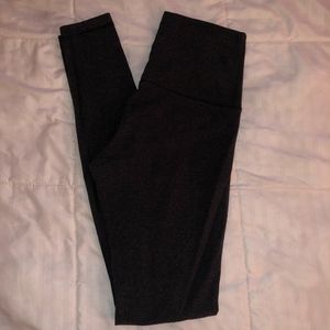 lululemon dark grey wunder under size 6